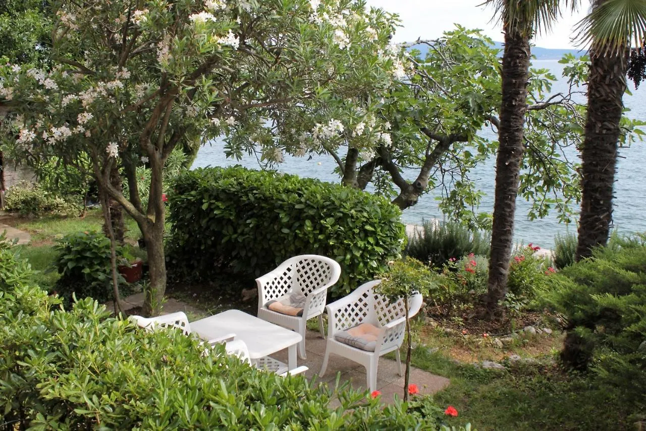 Apartments By The Sea Crikvenica - 2354