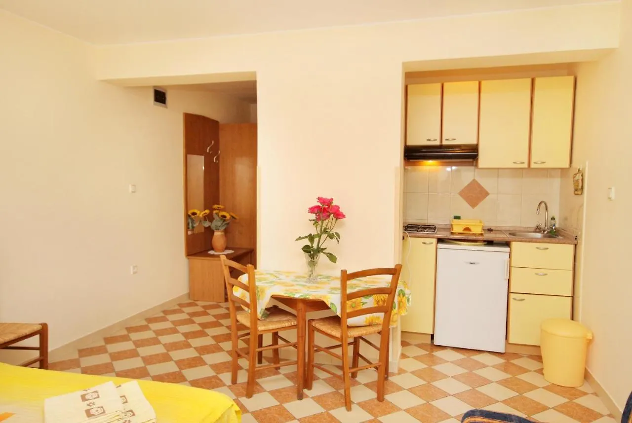 Apartments By The Sea Crikvenica - 2354 Kroatien