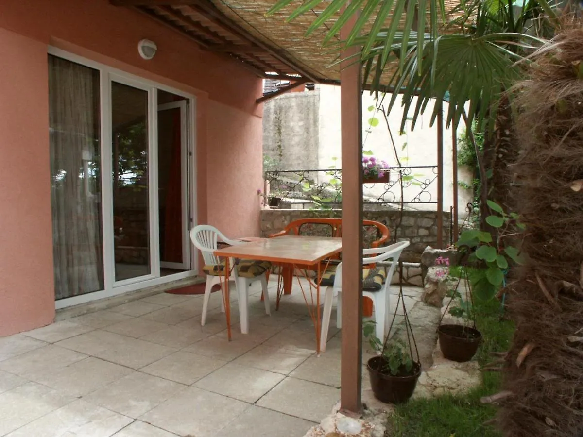 Apartments By The Sea Crikvenica - 2354